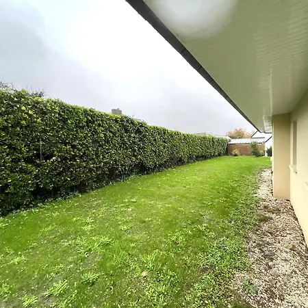 Holiday home Single Storey House With Garden Carantec